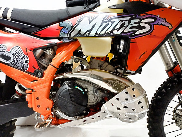 CUBRECARTER CON PROTECTOR DE BUFANDA FMF GNARLY PARA KTM-HUSQVARNA-GASGAS TBI 250/300 2T