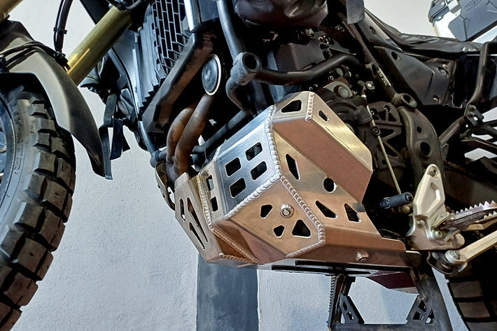 Cubre carter Yamaha Tenere 700 2021-2025 con protección de bieletas