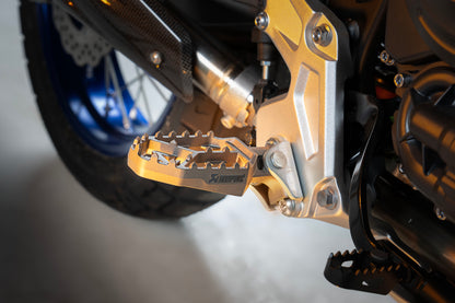 Estriberas Titanio Akrapovic Yamaha Tenere 700
